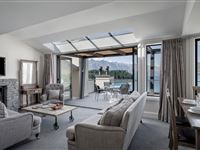 4 Bedroom Lakeview Apartment - Peppers Beacon Queenstown